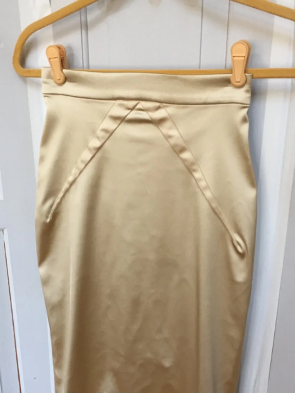 Dolce & Gabbana Gold Satin Pencil Skirt